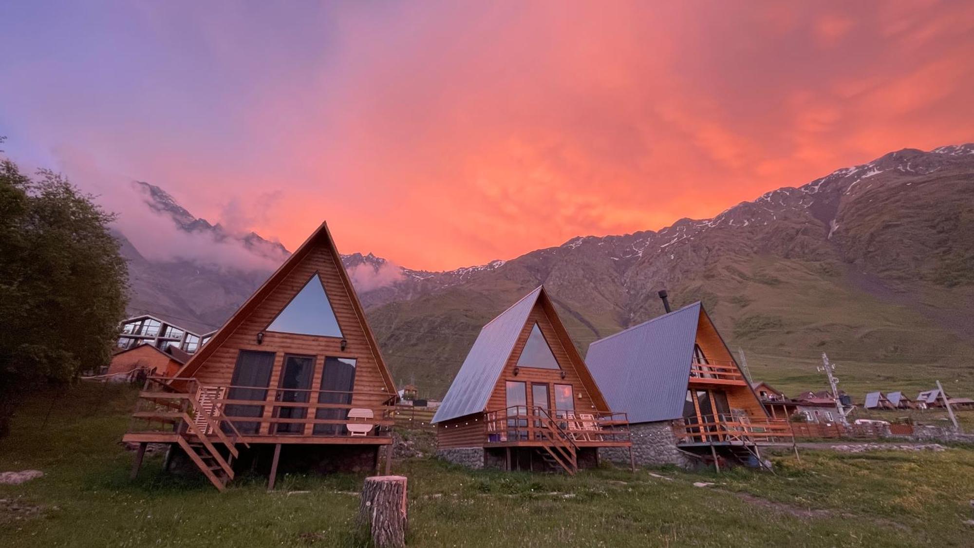 Aura Cottages Казбеги Экстерьер фото